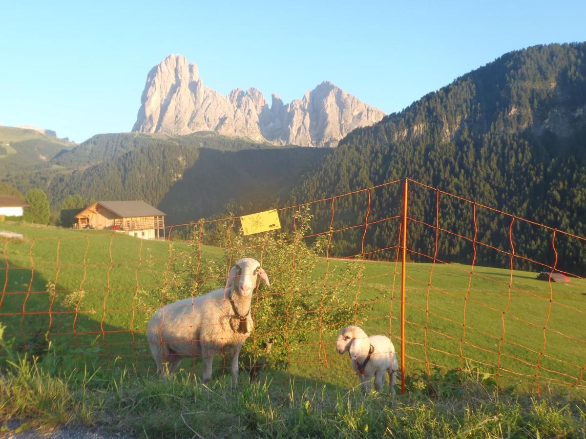 Albergo Somont Ortisei Exterior foto